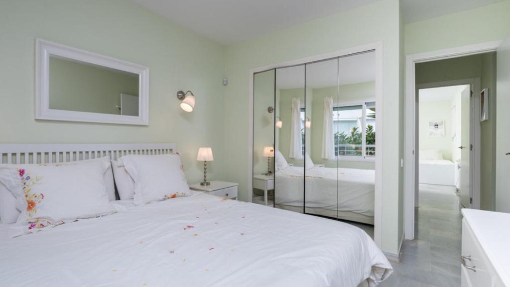 Estrelicia III Appartement Marbella Buitenkant foto