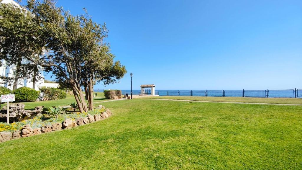 Estrelicia III Appartement Marbella Buitenkant foto