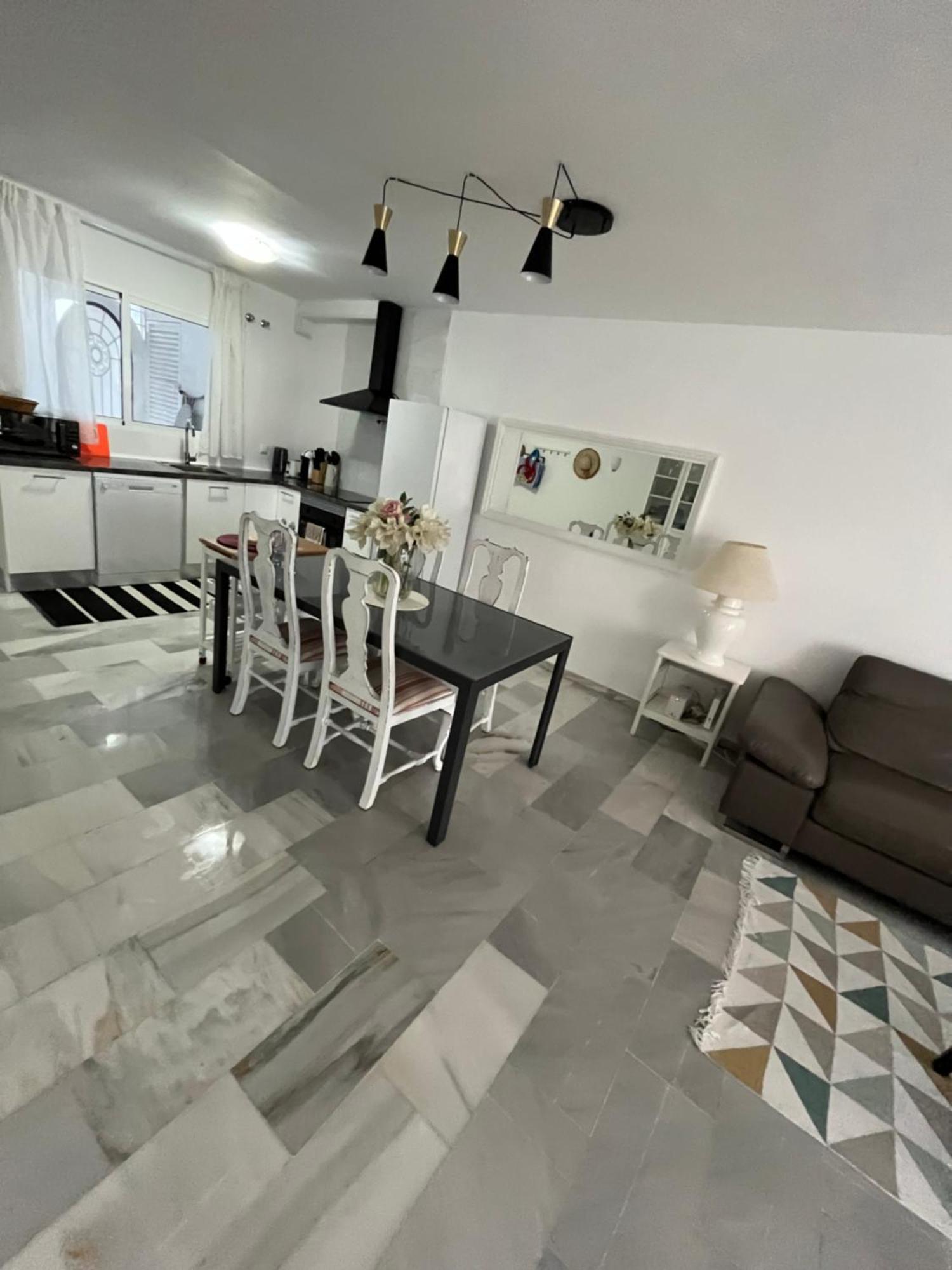 Estrelicia III Appartement Marbella Buitenkant foto