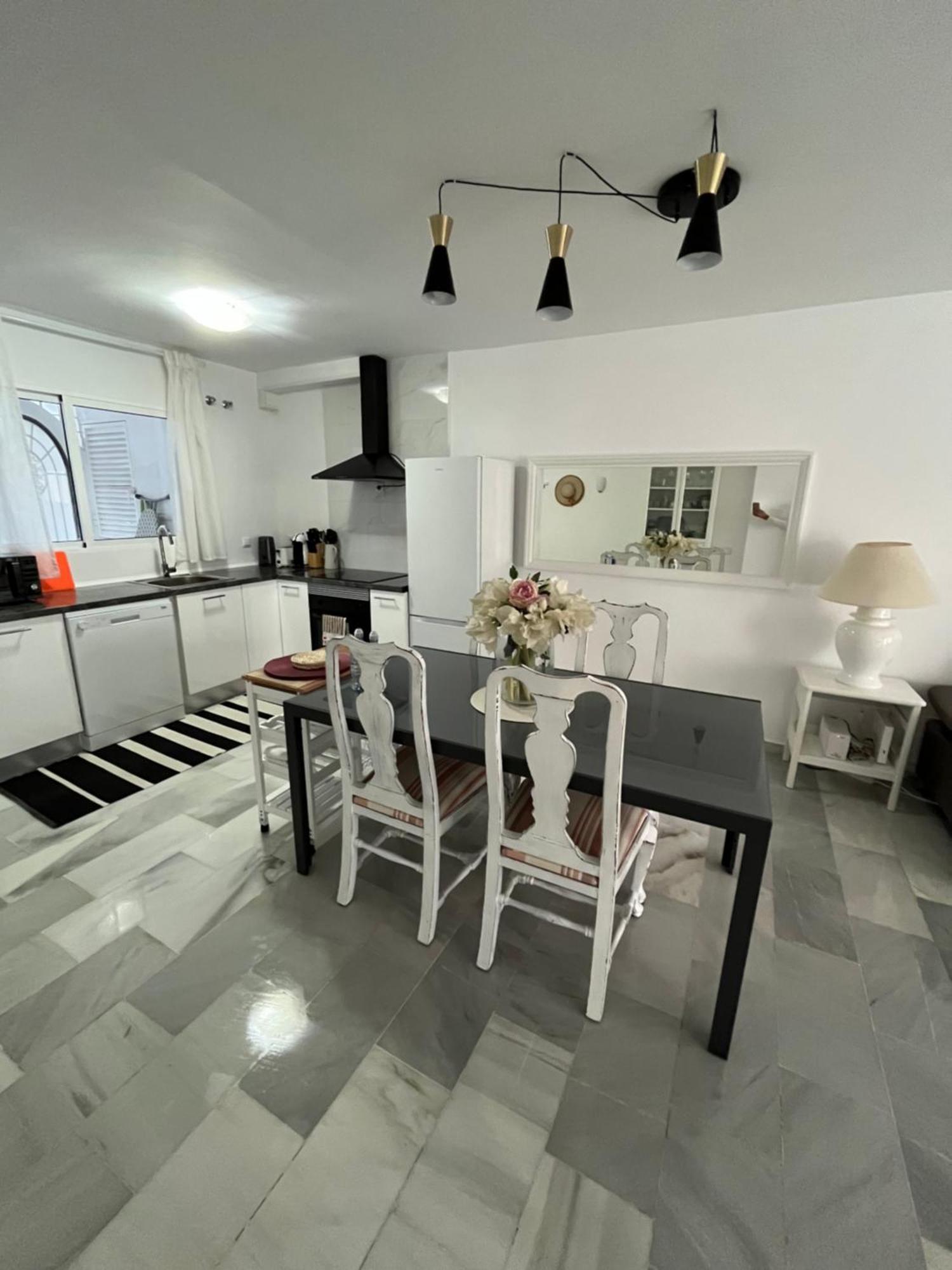 Estrelicia III Appartement Marbella Buitenkant foto