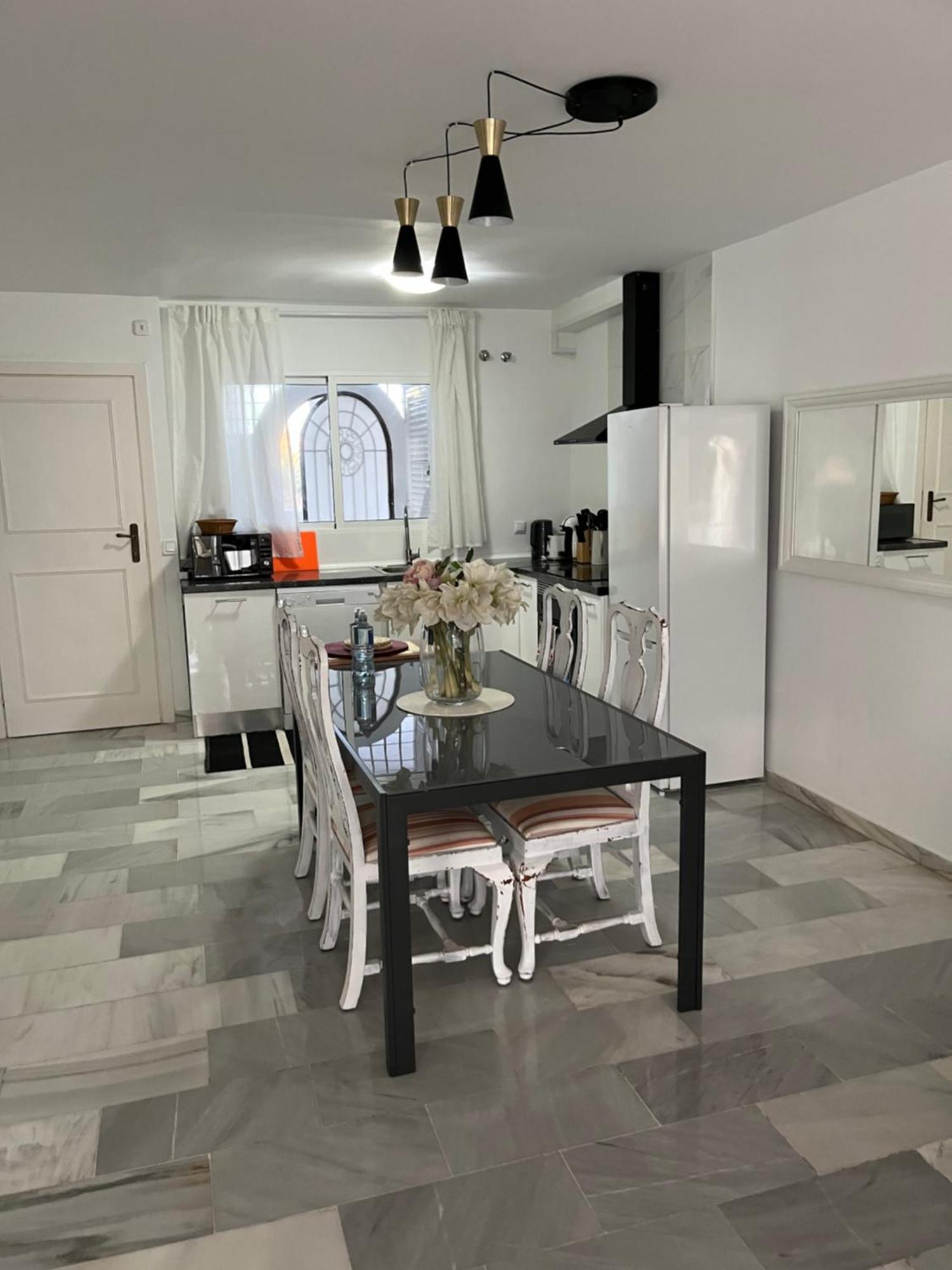 Estrelicia III Appartement Marbella Buitenkant foto