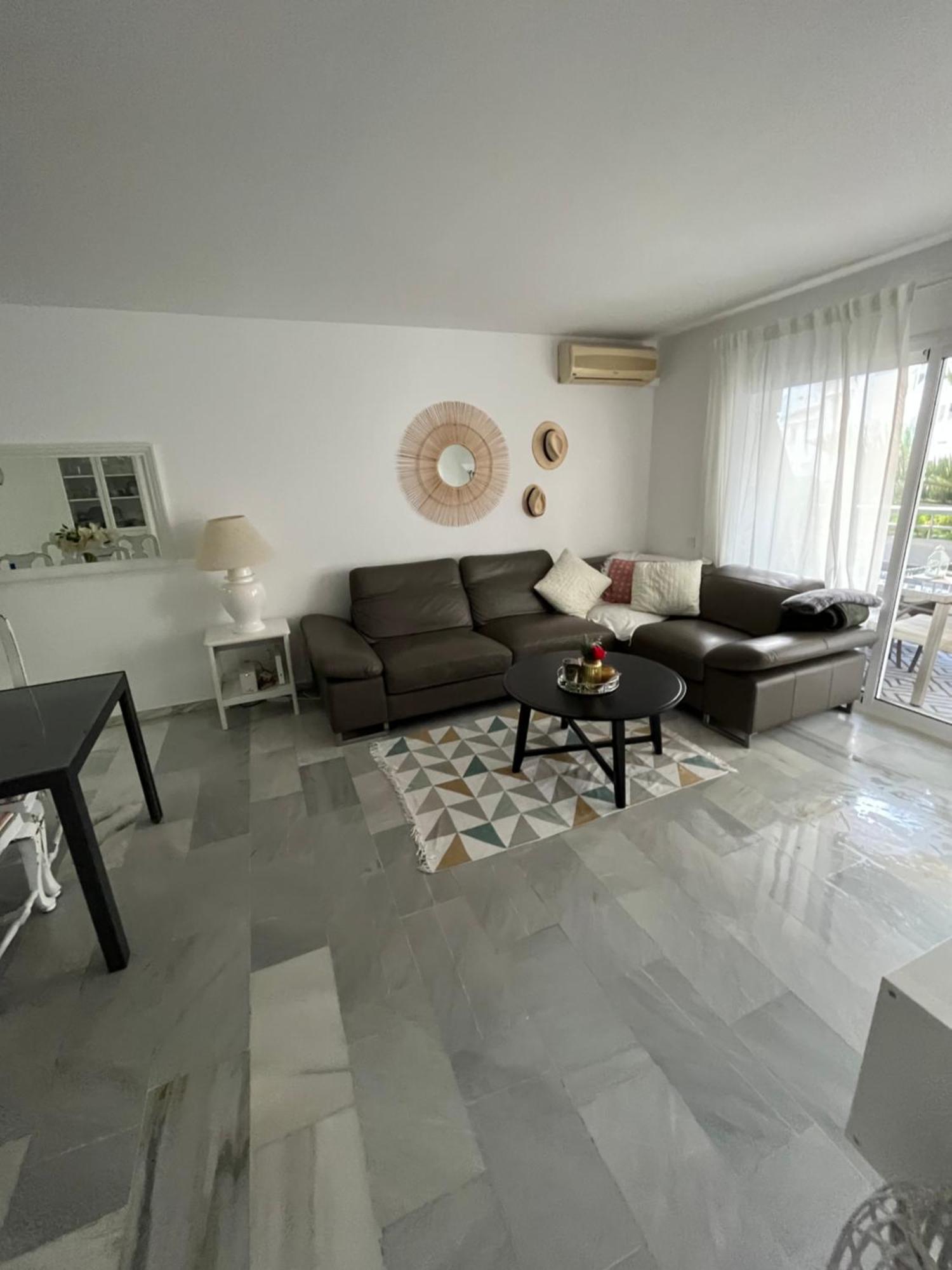 Estrelicia III Appartement Marbella Buitenkant foto